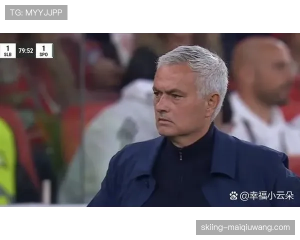 波尔图近期比赛防守稳固,位列联赛榜首面临欧冠附加挑战 波尔图近期比赛防守稳固,位列联赛榜首面临欧冠附加挑战